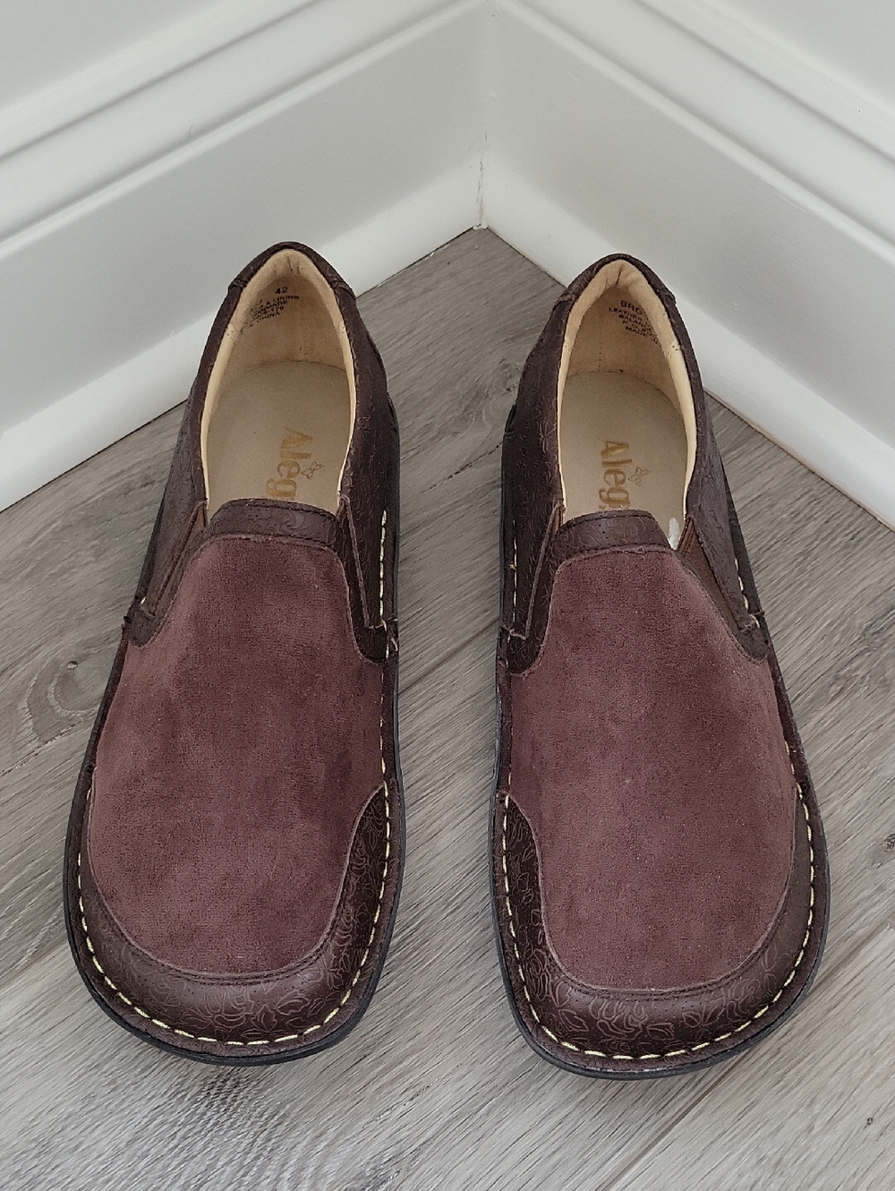 Alegria Brook Leather Slip-On Double Gore Cocoa Brown Mules Clogs Size 42/11.5